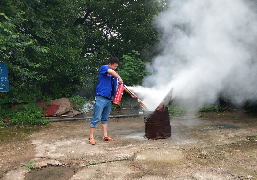 米兰体育网页官网_米兰（中国）,宏明日望,株洲电子科技,湖南电容器,株洲电容器,电容器