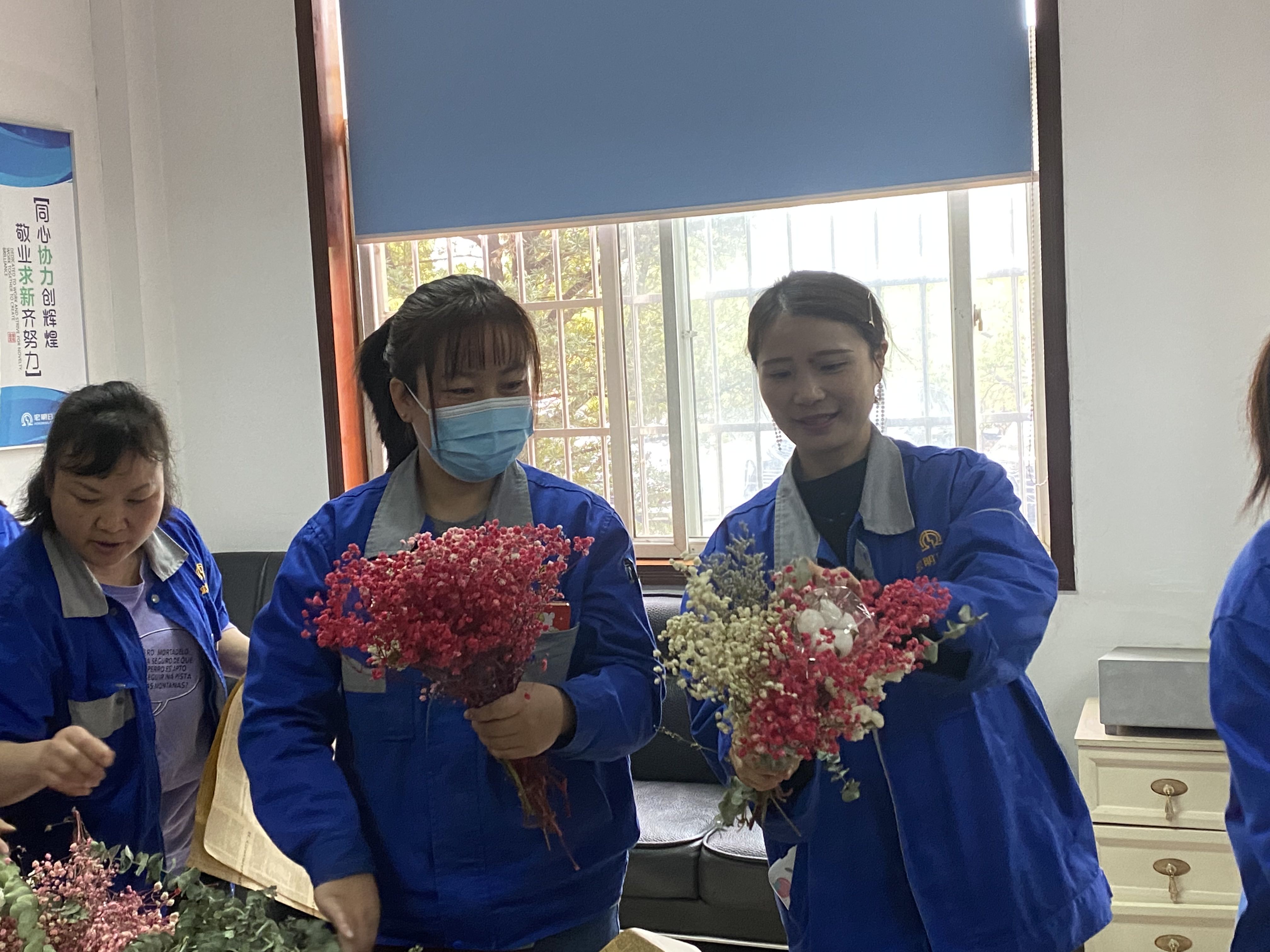 米兰体育网页官网_米兰（中国）,宏明日望,株洲电子科技,湖南电容器,株洲电容器,电容器